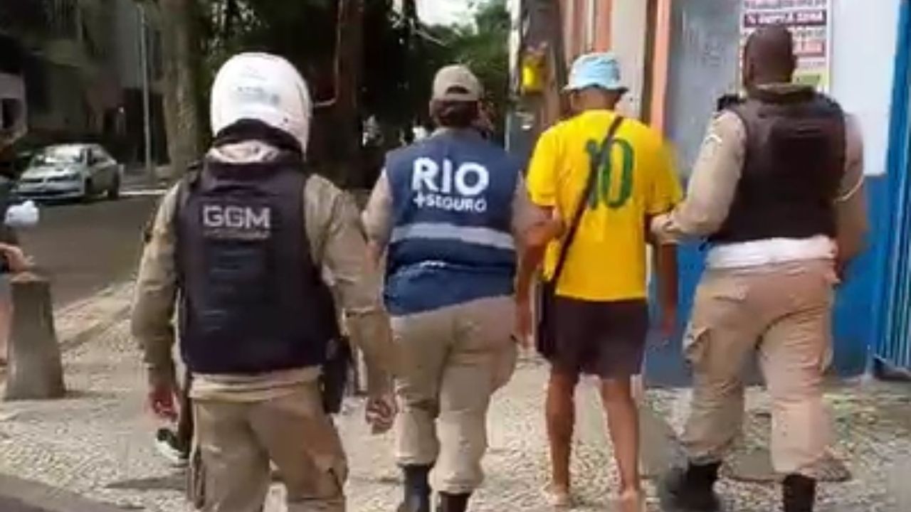 Argentino é preso em Copacabana por injúria racial contra jovem