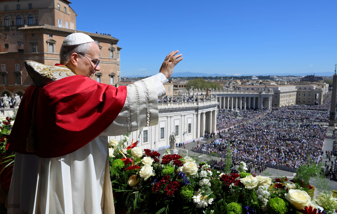 Em primeira Páscoa, papa Leão XIV cita guerras e envia mensagem em português