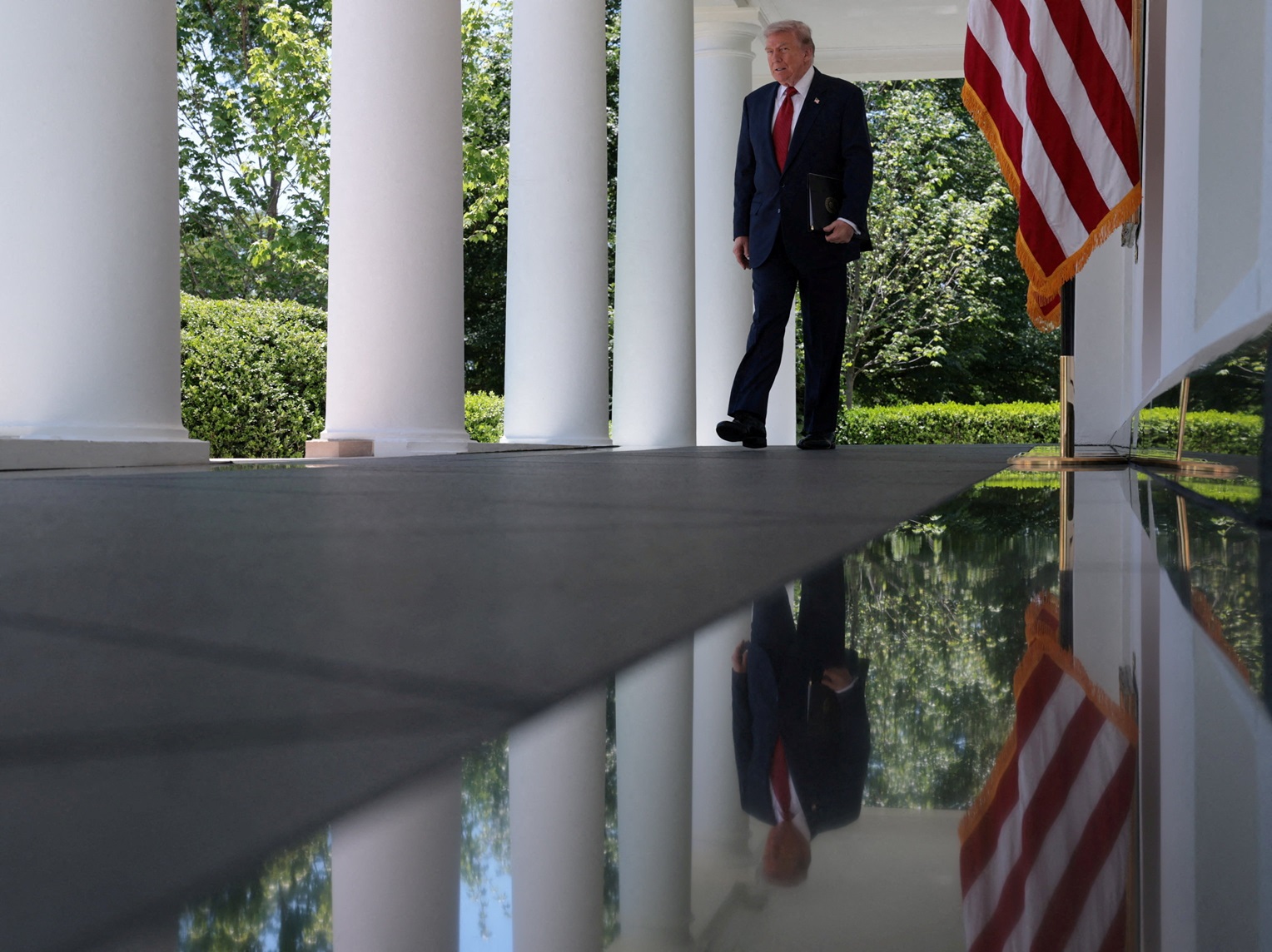 Trump rejeita nova proposta de paz do Irã e chama oferta de “totalmente