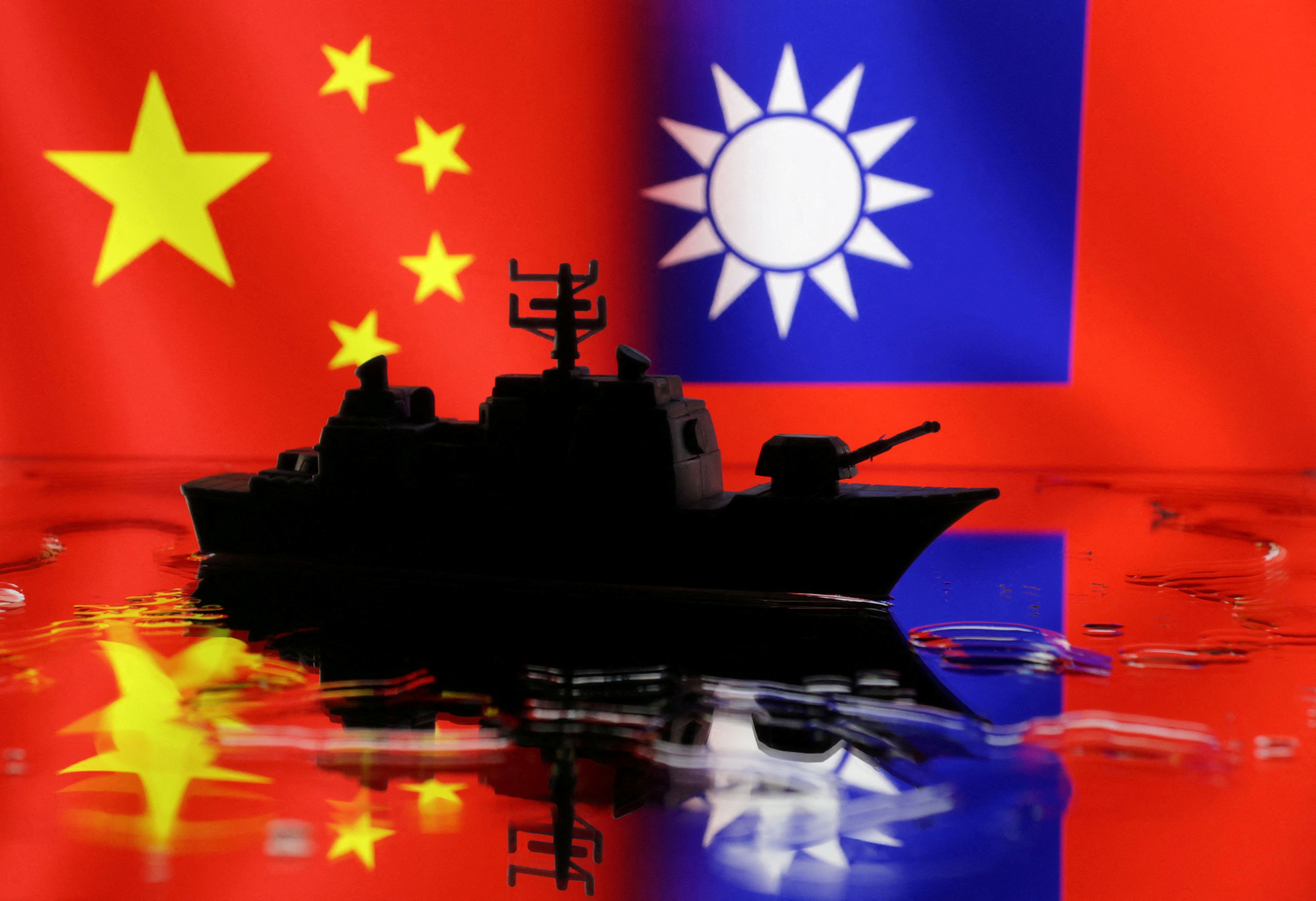 China se opõe a qualquer país que use liberdade de navegação para minar sua soberania