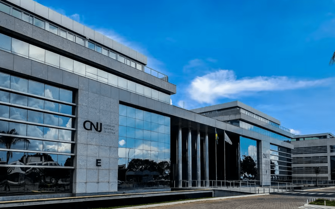 Desembargador federal abandona ações da Lava Jato após punição do CNJ