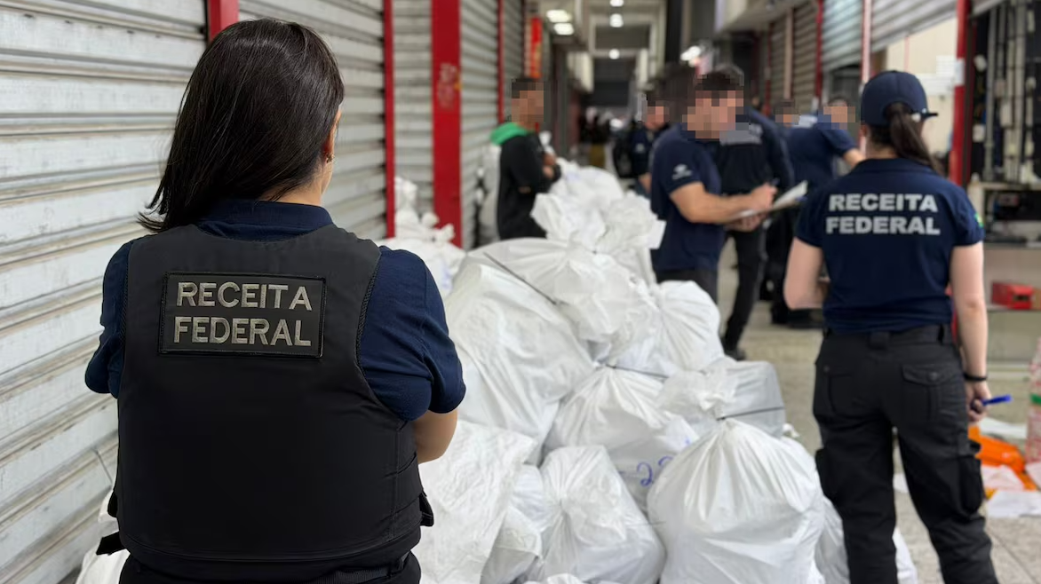 Receita Federal fecha shoppings no Brás em operação contra produtos falsificados