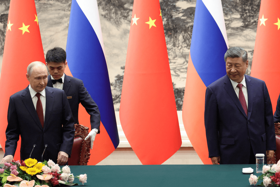 Presidente russo Vladimir Putin e o presidente chinês Xi Jinping em Pequim 20 de maio de 2026