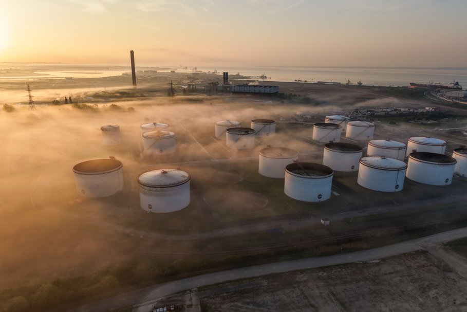 Petróleo próximo a US$ 100: o cenário-base para o próximo ano em meio à guerra do Irã