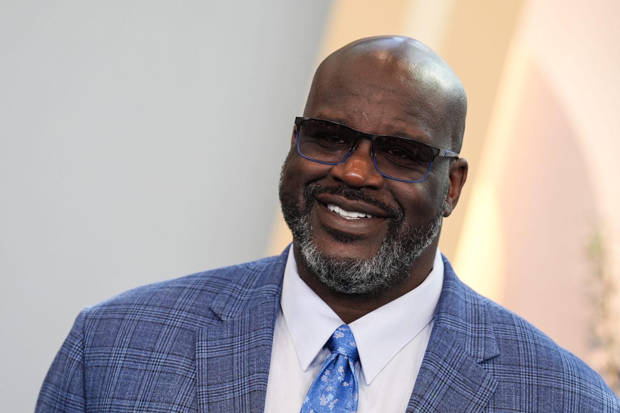 Shaquille O'Neal, ex-astro da NBA, hoje com 54 anos, acabou de concluir mestrado em artes liberais (Foto: John Nacion/FilmMagic/Fortune)
