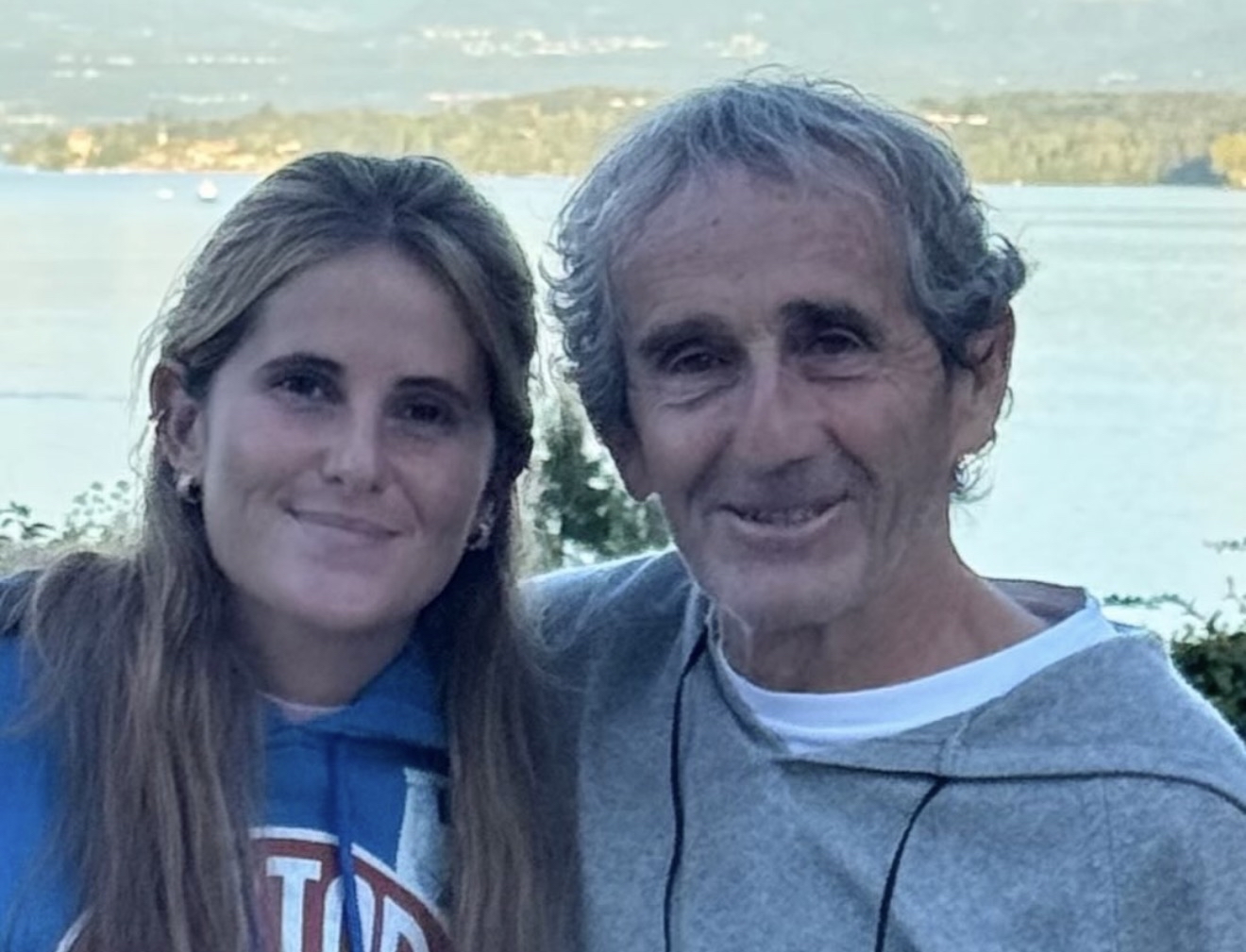 Alain Prost é vítima de assalto na Suíça e sofre ferimento na cabeça, afirma jornal
