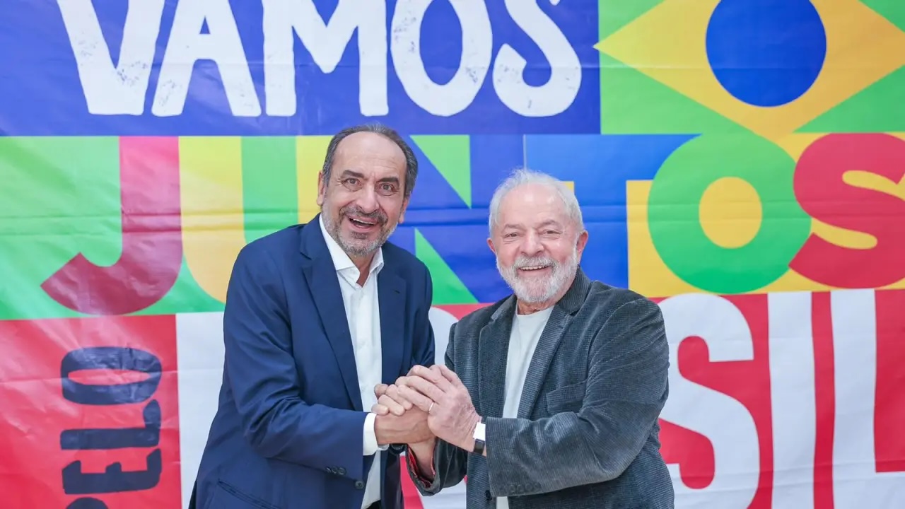O ex-prefeito de Belo Horizonte Alexandre Kalil (PSD) e o ex-presidente Lula (Ricardo Stuckert/Divulgação) 

