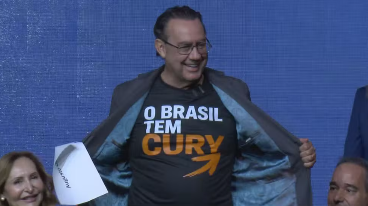 Augusto Cury lança pré-candidatura à Presidência com foco em pacificação