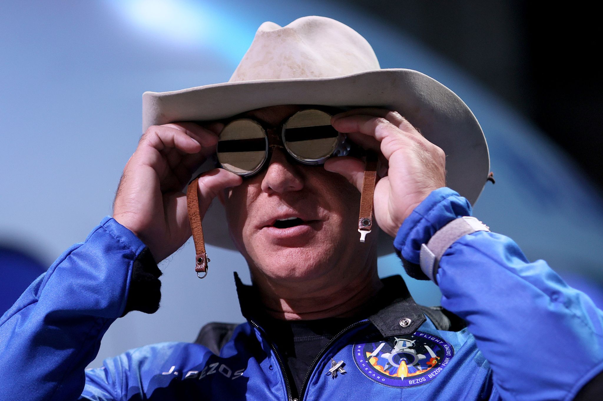 Como Jeff Bezos quer explorar a Lua e por que ele sugere mandar indústrias para lá