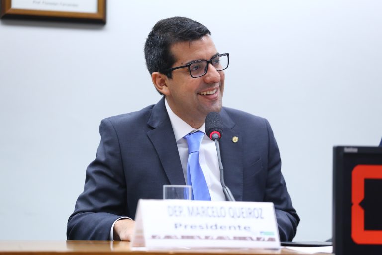 Polícia Federal afirma que deputado adotou causa animal para participar de fraudes