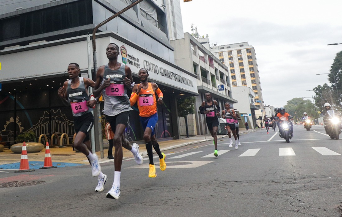 Queniano bate marca de Vanderlei e estabelece novo recorde brasileiro em maratona