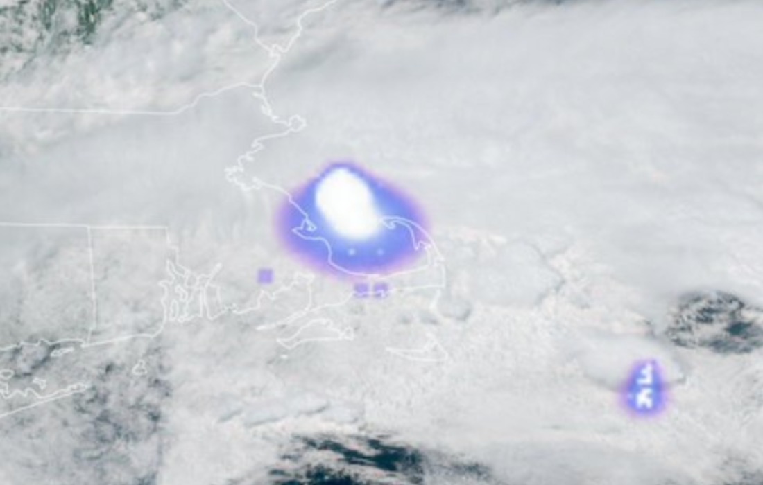 Meteoro explode no céu dos EUA e provoca tremores relatados em várias cidades