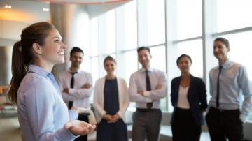 Gerente Executivo Feminino e Team