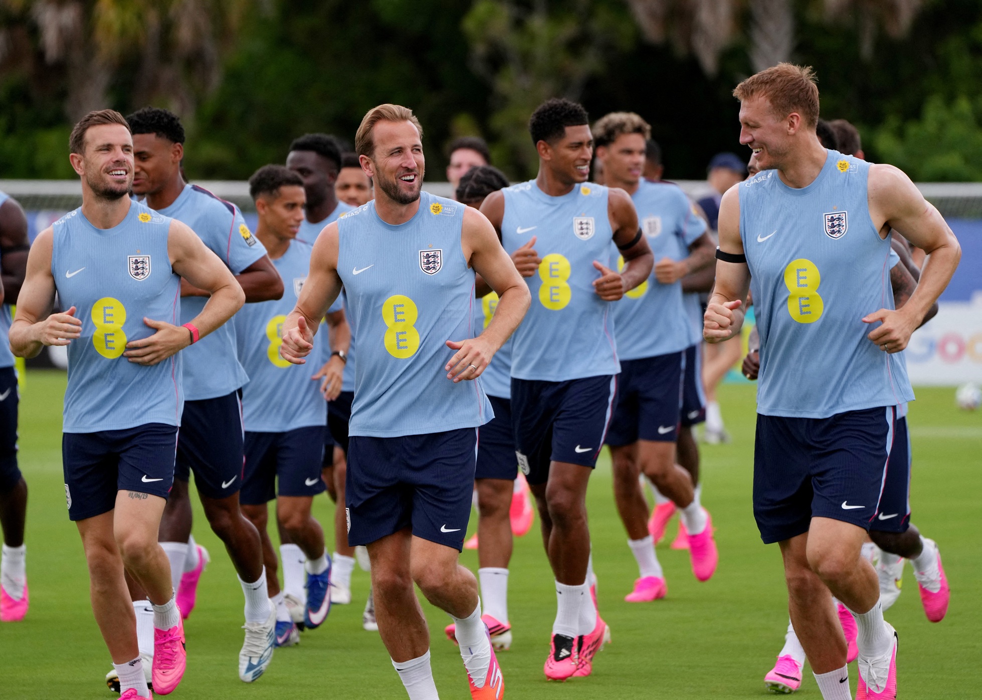 Terremoto atinge concentração da Inglaterra antes da Copa do