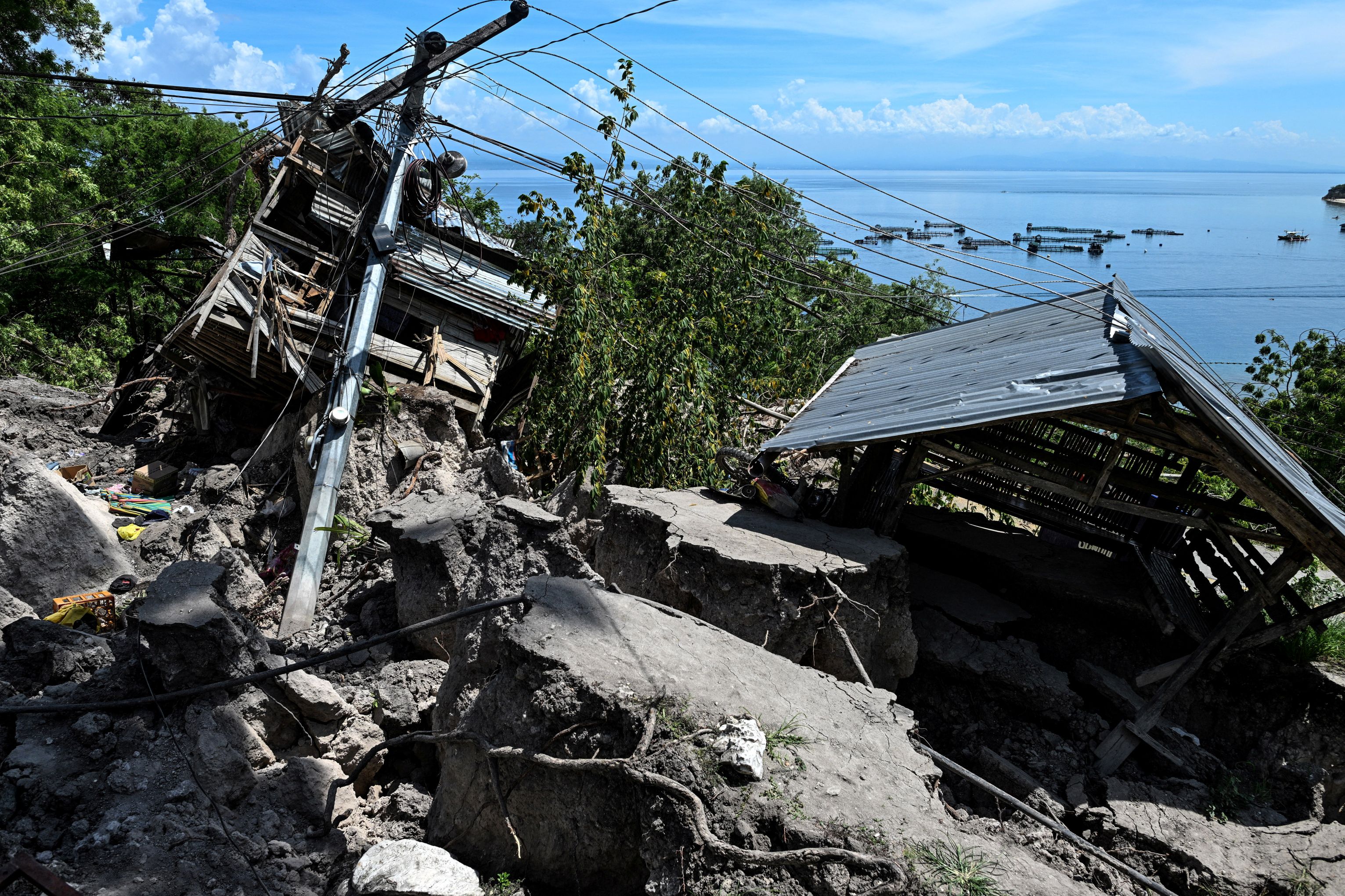 Número de mortos após terremoto de magnitude 7,8 n