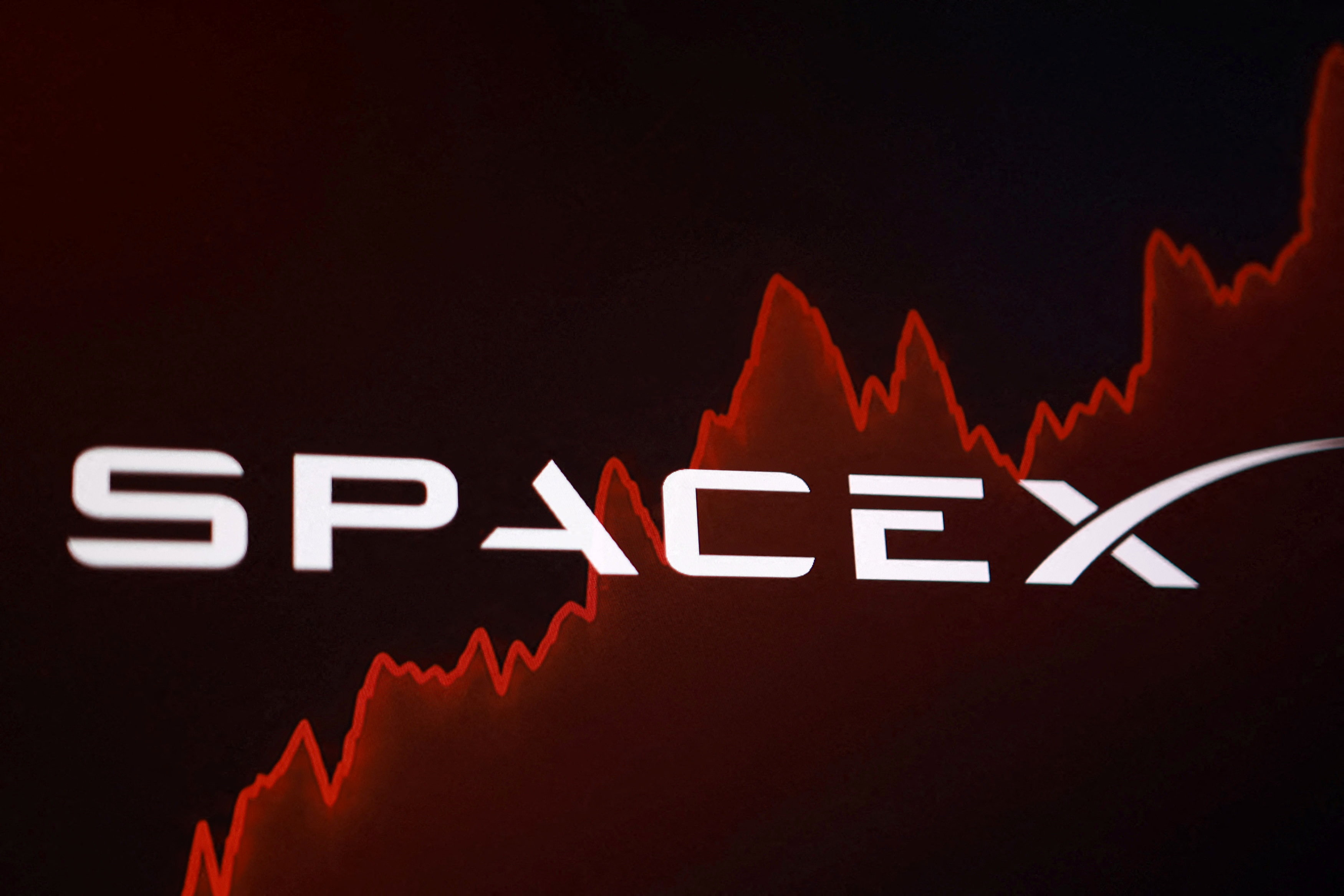 SpaceX recorre a títulos para levantar capital e reporta US$ 100,8 bi em caixa