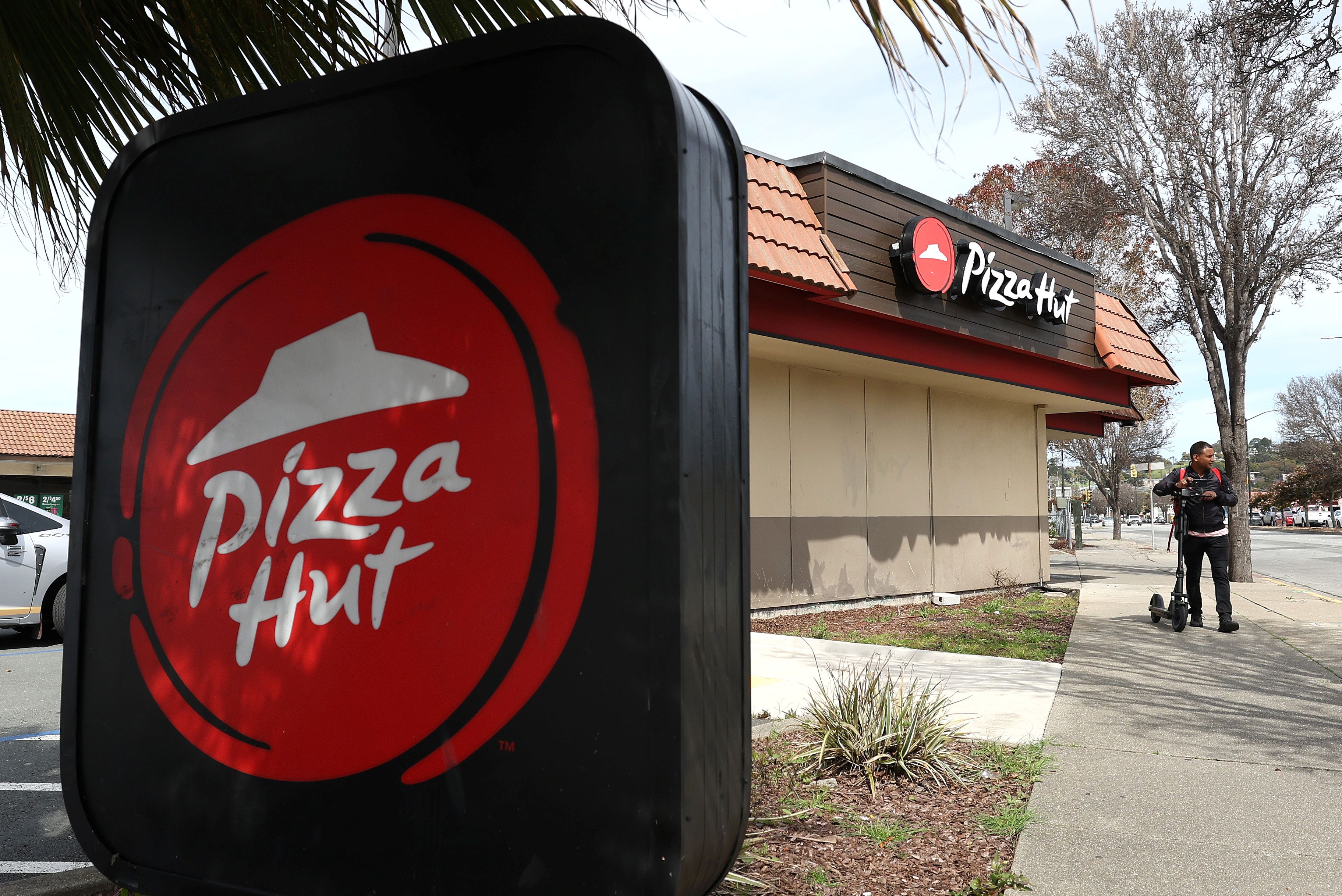 Fachada de loja da Pizza Hut (Foto: Bloomberg)