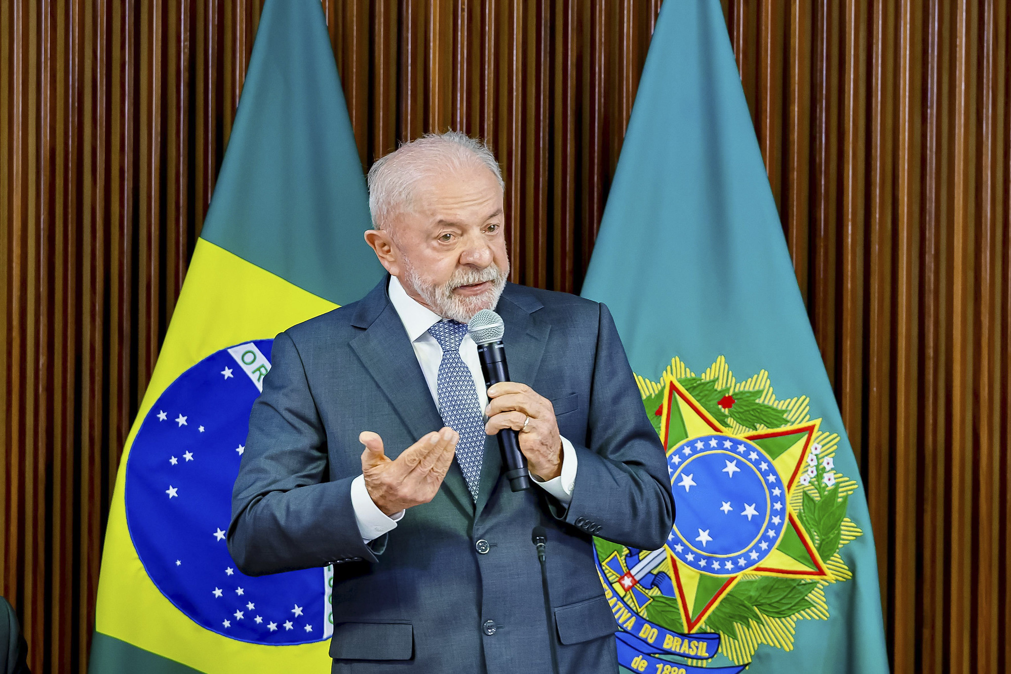 Decisão dos EUA sobre visto de embaixadora se dá por razões ideológicas, diz Planalto