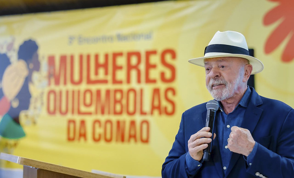 Em agenda com quilombolas, Lula fala em dívida histórica e anuncia novos territórios