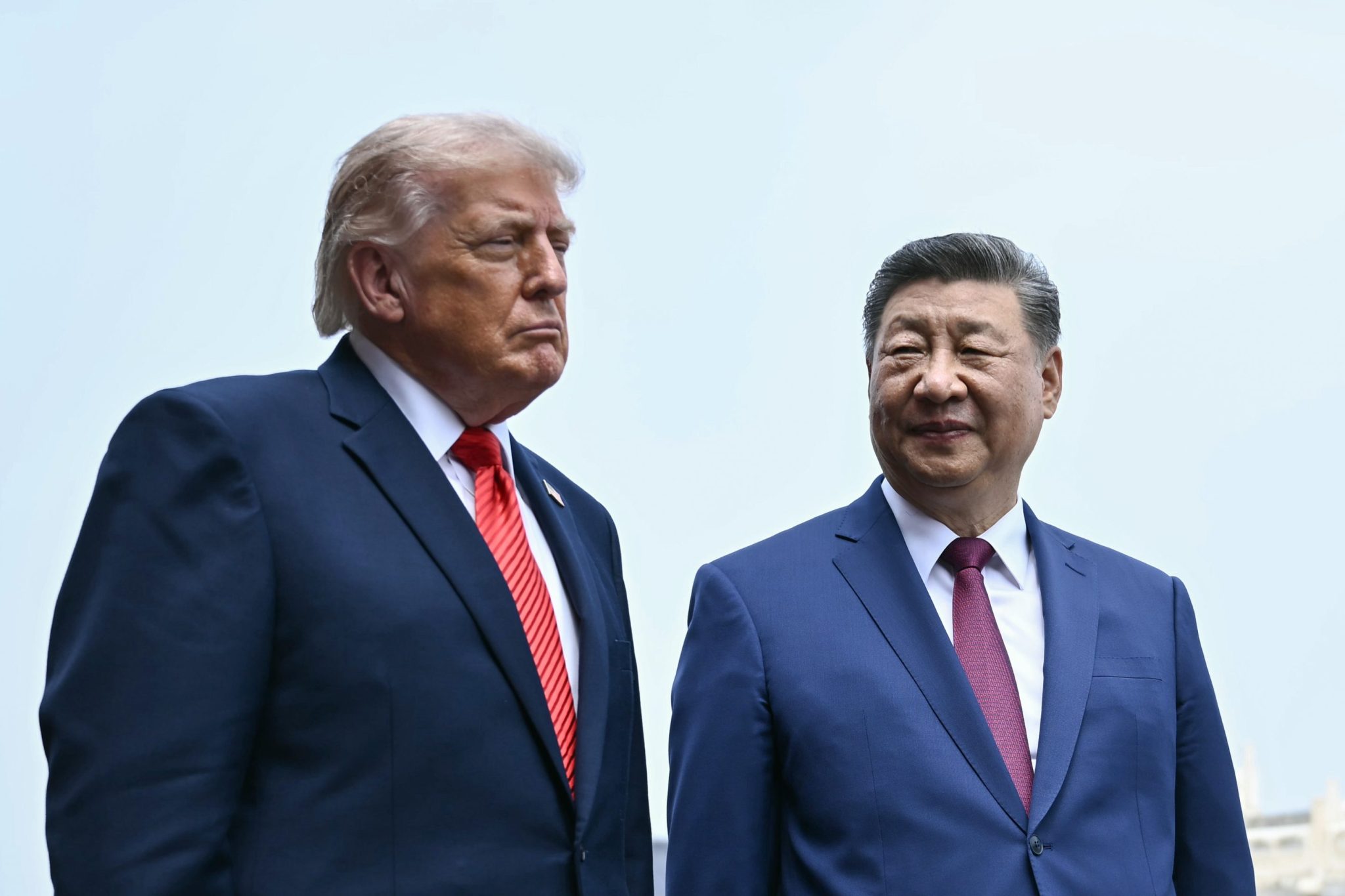 O presidente dos EUA, Donald Trump, e o líder chinês, Xi Jinping (Foto: Brendan Smialowski/Pool/Getty Images/Fortune)
