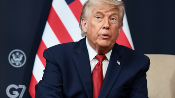 Presidente dos EUA, Donald Trump, na cúpula do G7 em Evian-les-Bains, na França