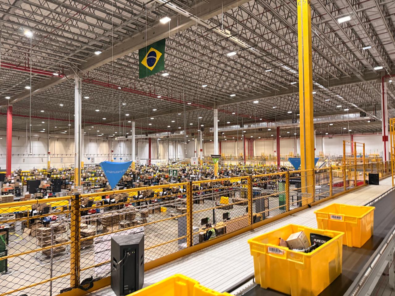 Amazon contrata 9 mil temporários e aumenta rotas aéreas para Prime Day