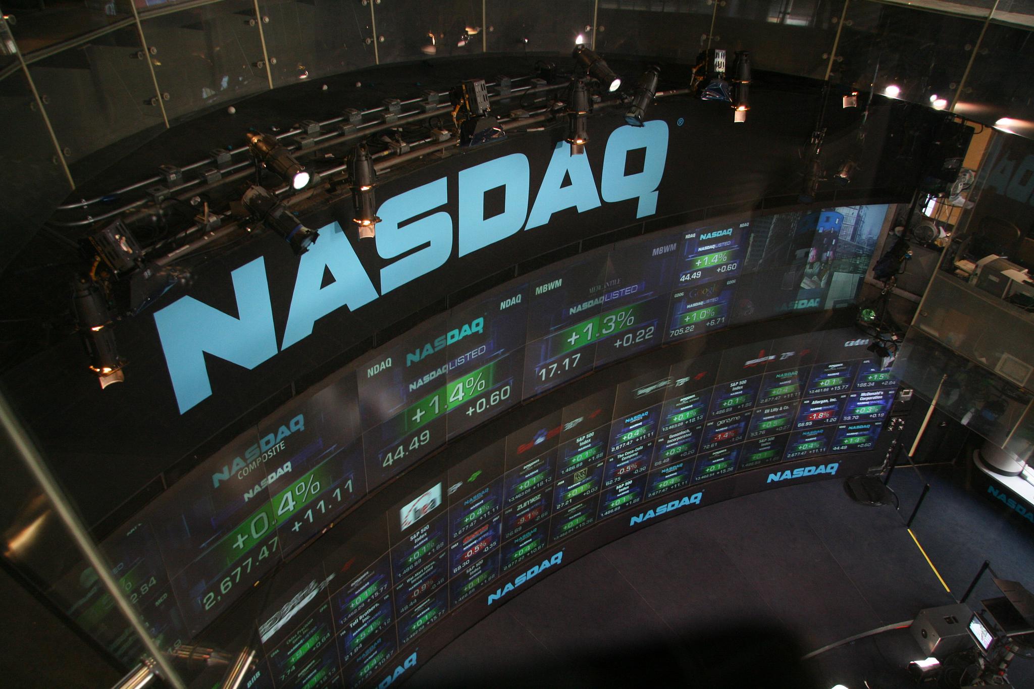 Nasdaq inicia diálogos para operar 24 horas por dia cinco vezes na semana