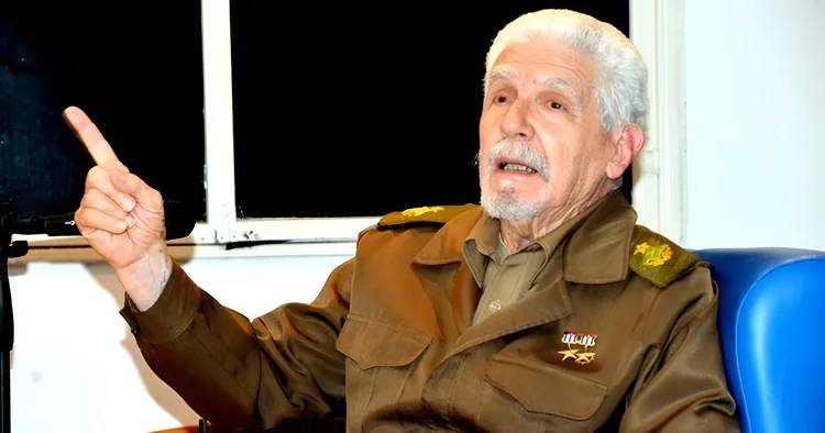 Comandante da revolução de Cuba, Ramiro Valdés Menéndez morre aos 94 anos