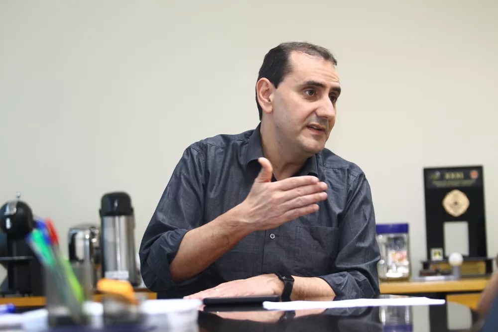 Promotoria acusa prefeito de São José dos Campos por praticar nepotismo amoroso