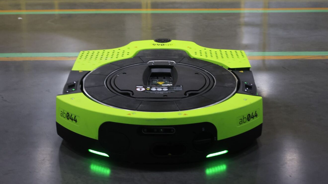 Amazon apresenta novo robô de IA para armazéns em iniciativa de US$12 bi na Europa