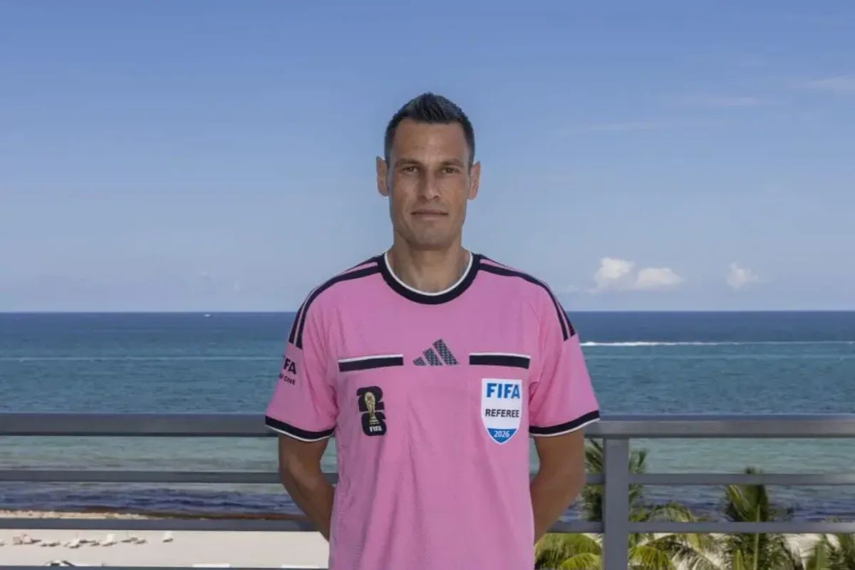 Por que árbitros da Copa do Mundo estão com uniforme rosa?
