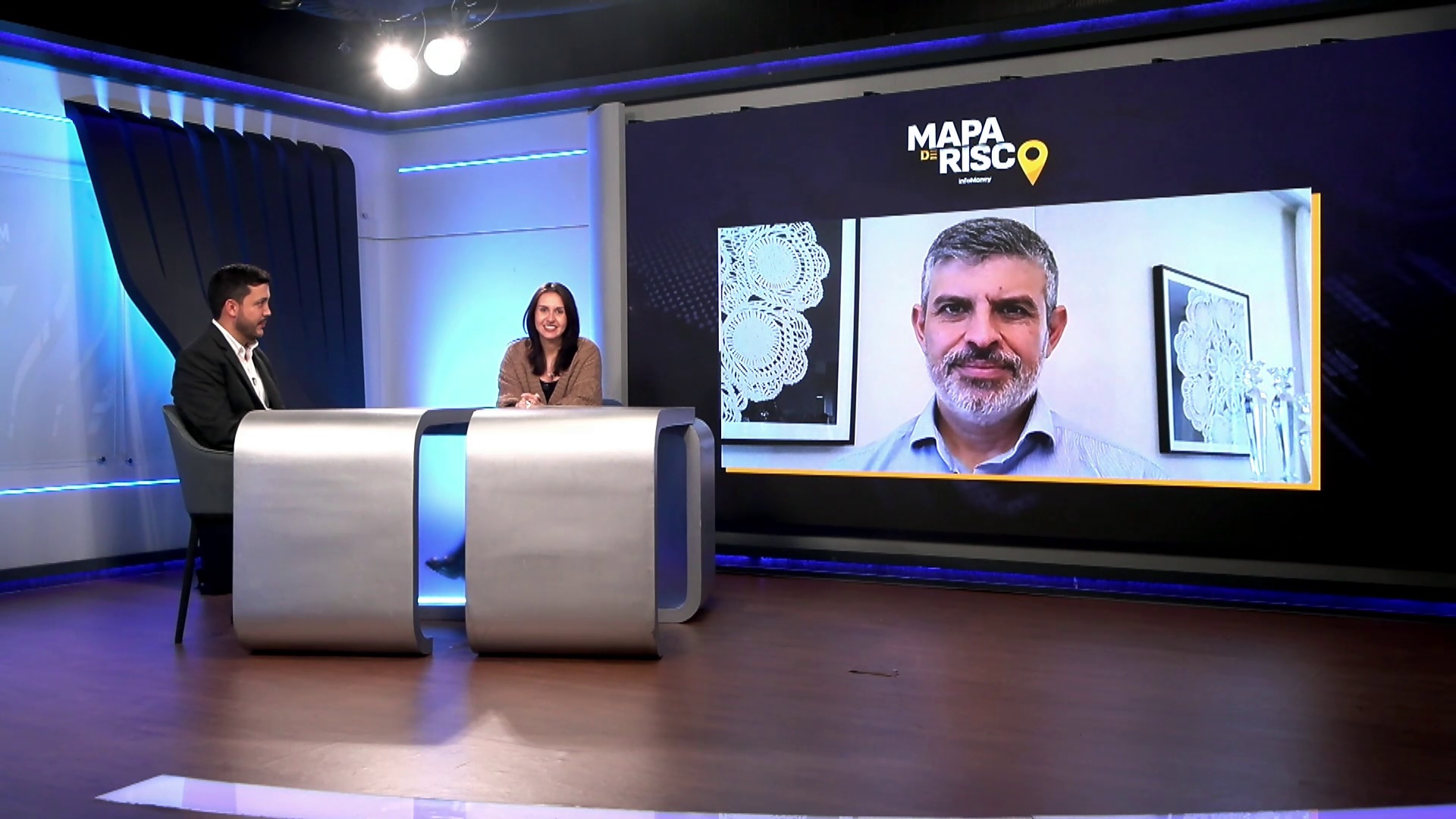 Briga entre Flávio e Michelle expõe problema maior: quem manda no bolsonarismo hoje?