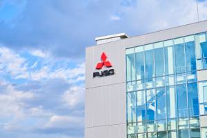 Cade aprova compra de 50% da Mitsubishi Fuso pela Foxconn e defende revisão de regra