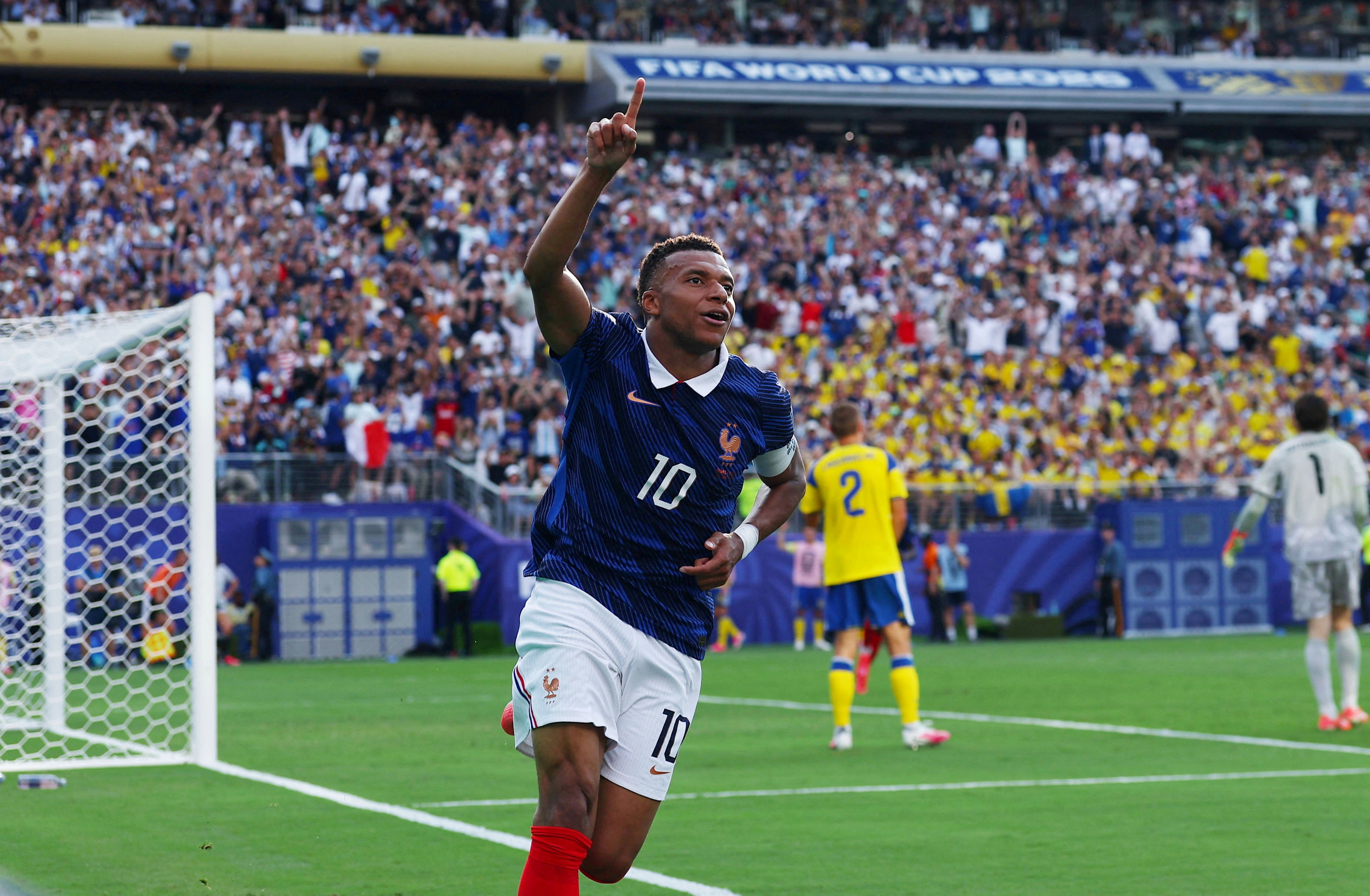 Paraguai tenta frear França de Mbappé por vaga nas quartas