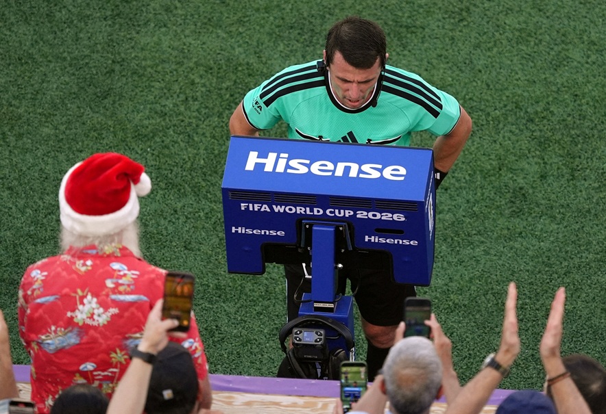 Fifa muda protocolo do VAR na Copa a partir das quartas de final