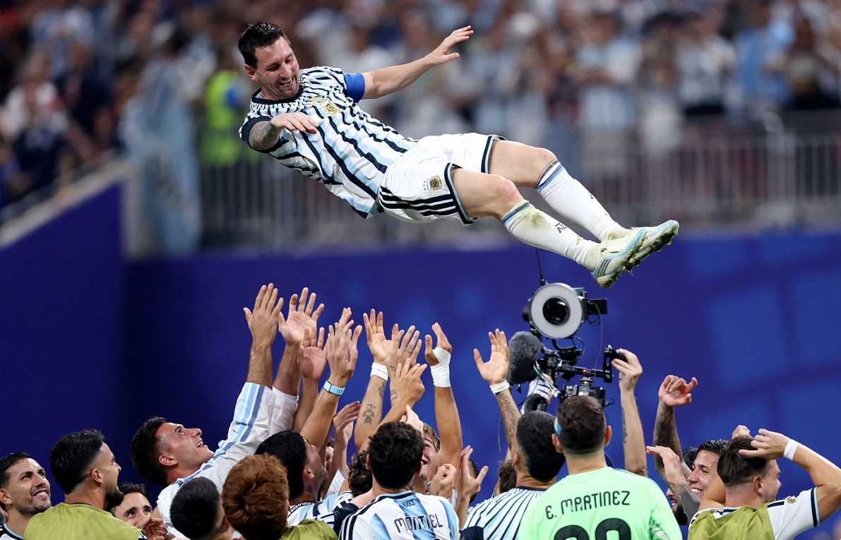 Messi lidera Argentina em virada sobre o Egito rumo às quartas