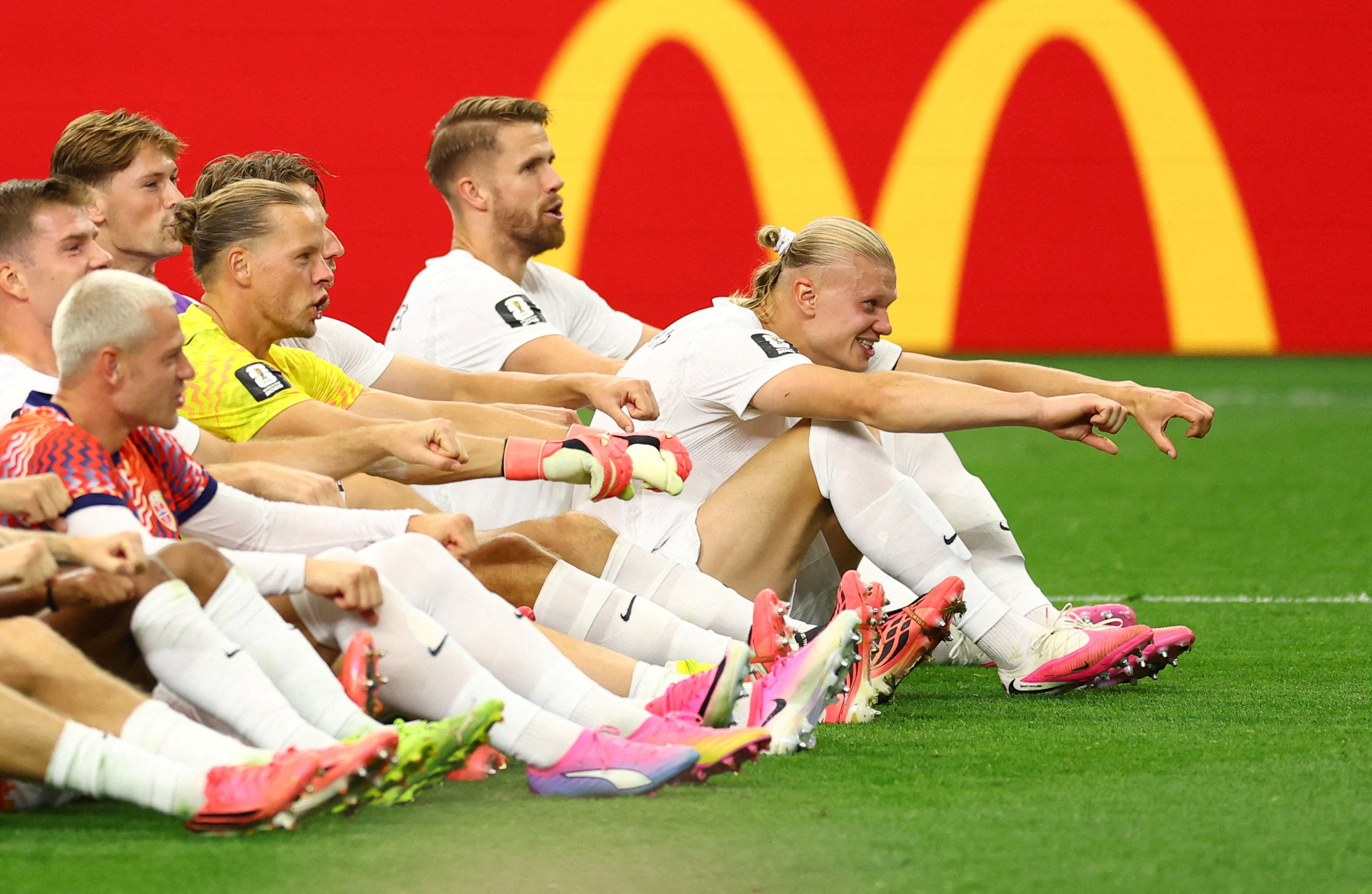 “Haaland-mania” toma conta da Copa, com a Noruega inteira atrás de seu herói