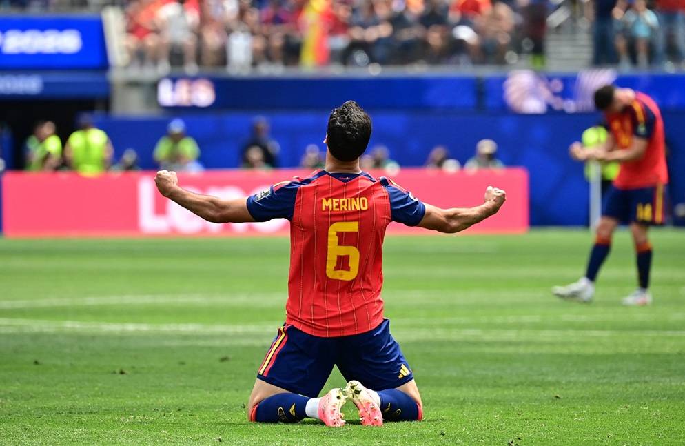 10 de junho de 2026 - Mikel Merino comemora após marcar o gol da classificação da Espanha para a semifinal da Copa. Foto: IMAGN IMAGES via Reuters/Gary Vasquez