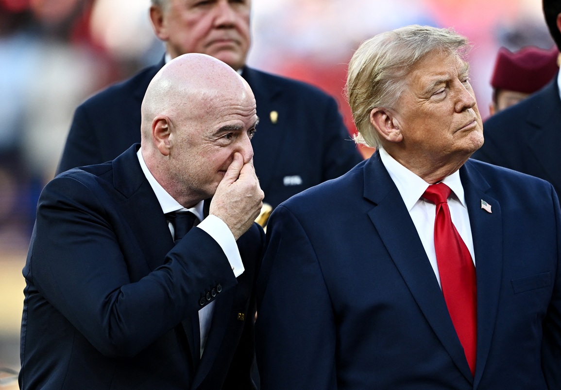 Trump responde se já conversou com Infantino sobre proposta da Fifa de venda de ações