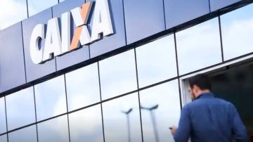 Fachada de agência da Caixa Econômica Federal
