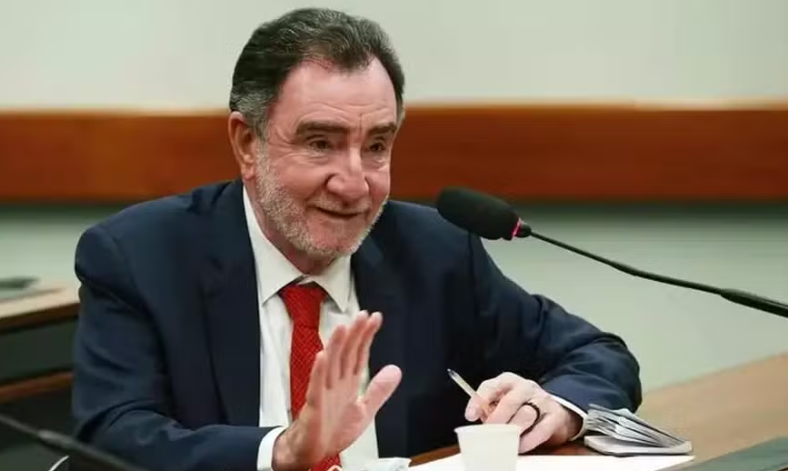 Lula bate o martelo, e Patrus Ananias será o candidato do PT ao Governo de Minas