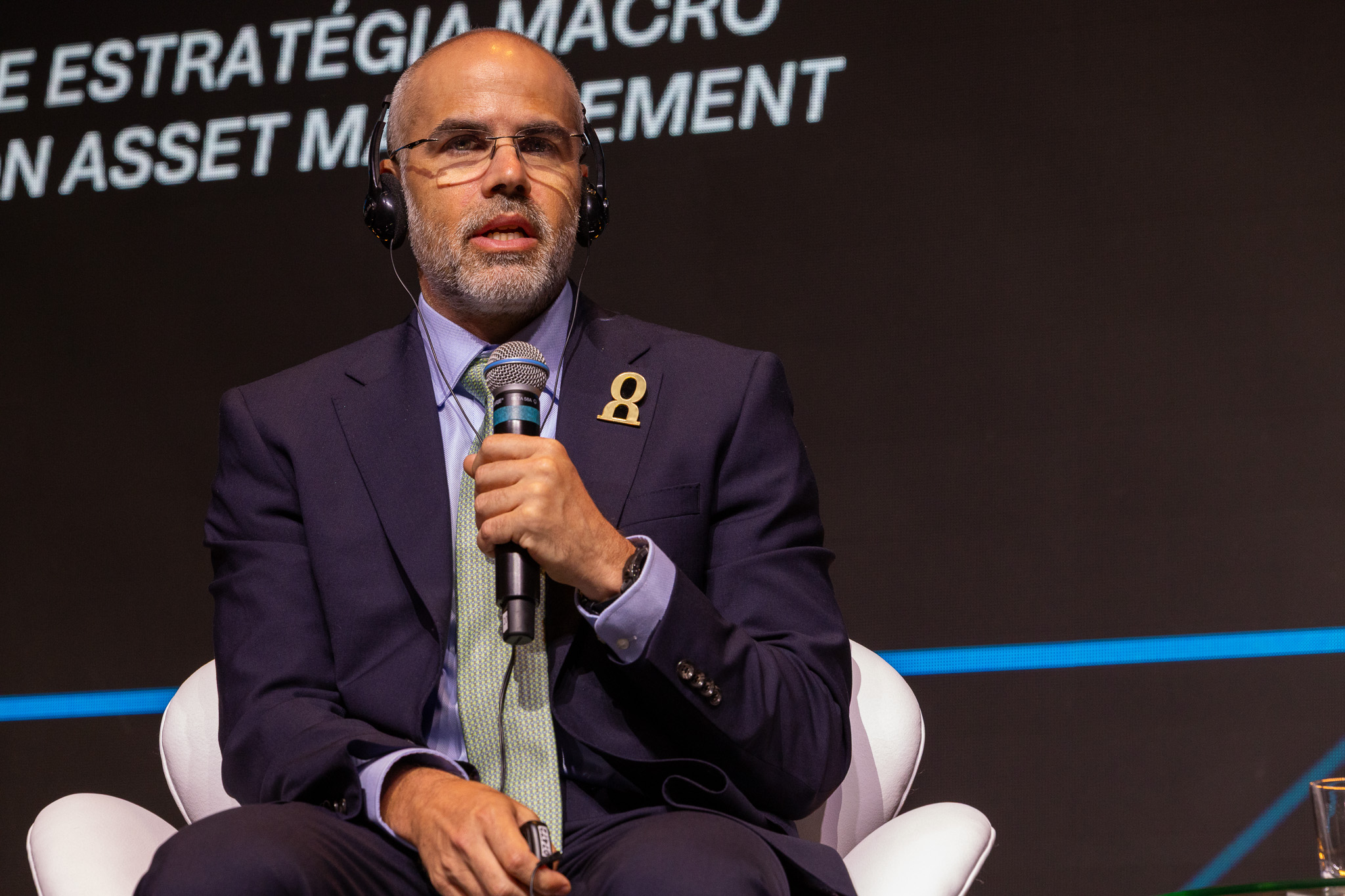 Crédito global paga o maior juro em décadas com menos risco, diz Dahl, da Oaktree  - QTU Questões do Universo