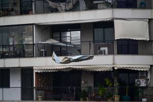 Ventos fortes atingem o Rio, com metrô, trem e barcas parados