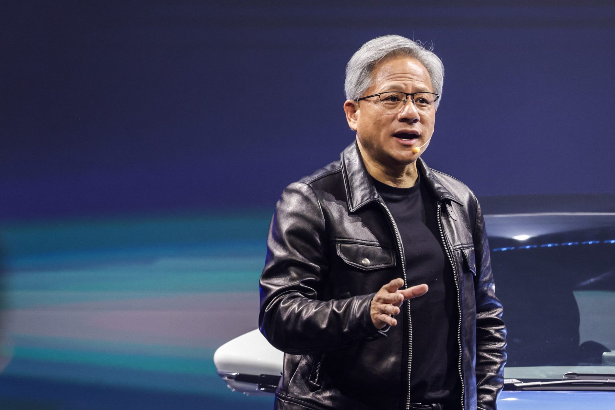 Jaqueta de CEO da Nvidia é vendida por US$ 1 mi — e o dinheiro vai para uma boa causa