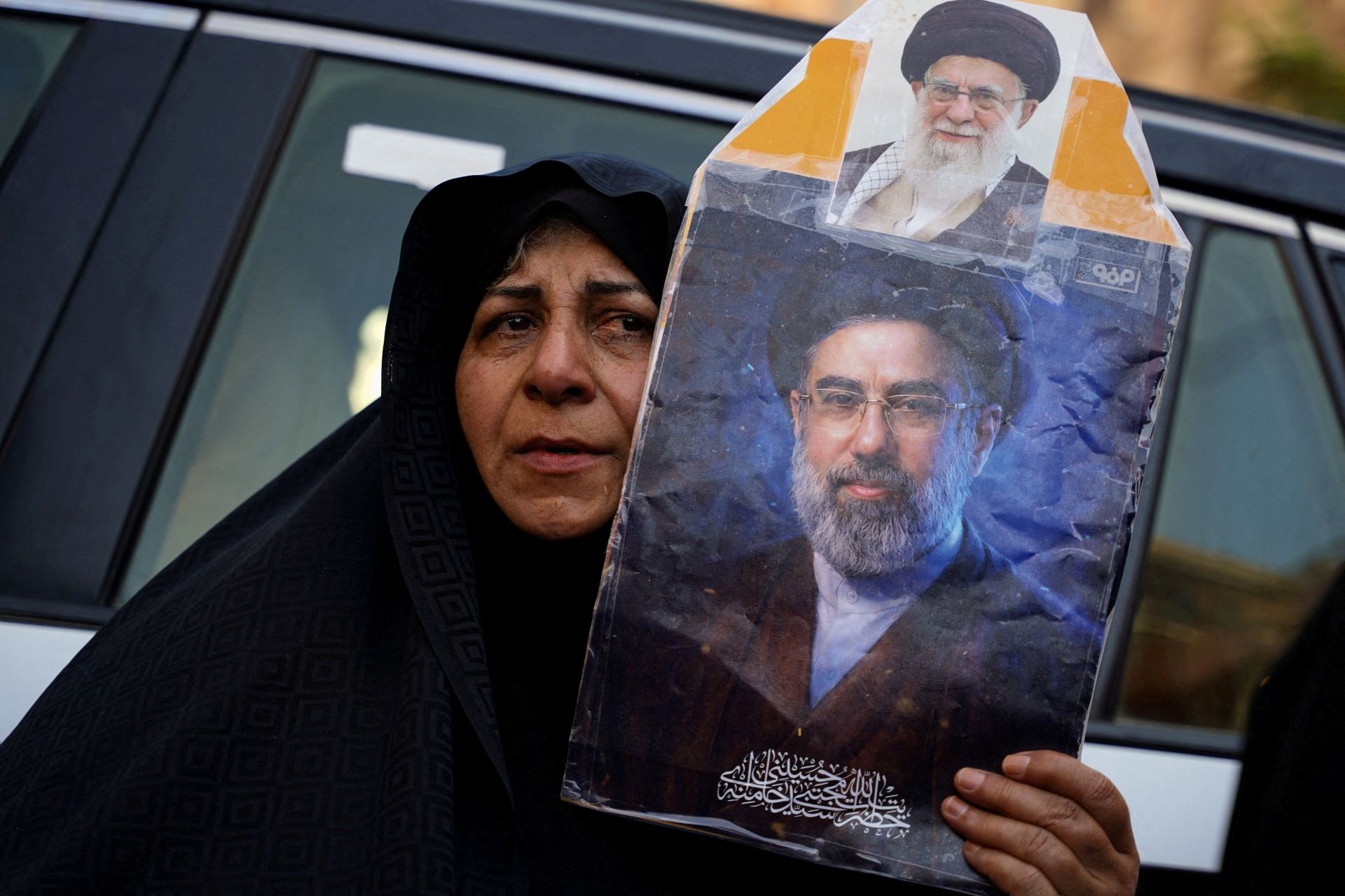 Novo líder supremo do Irã promete vingança por morte de Ali Khamenei