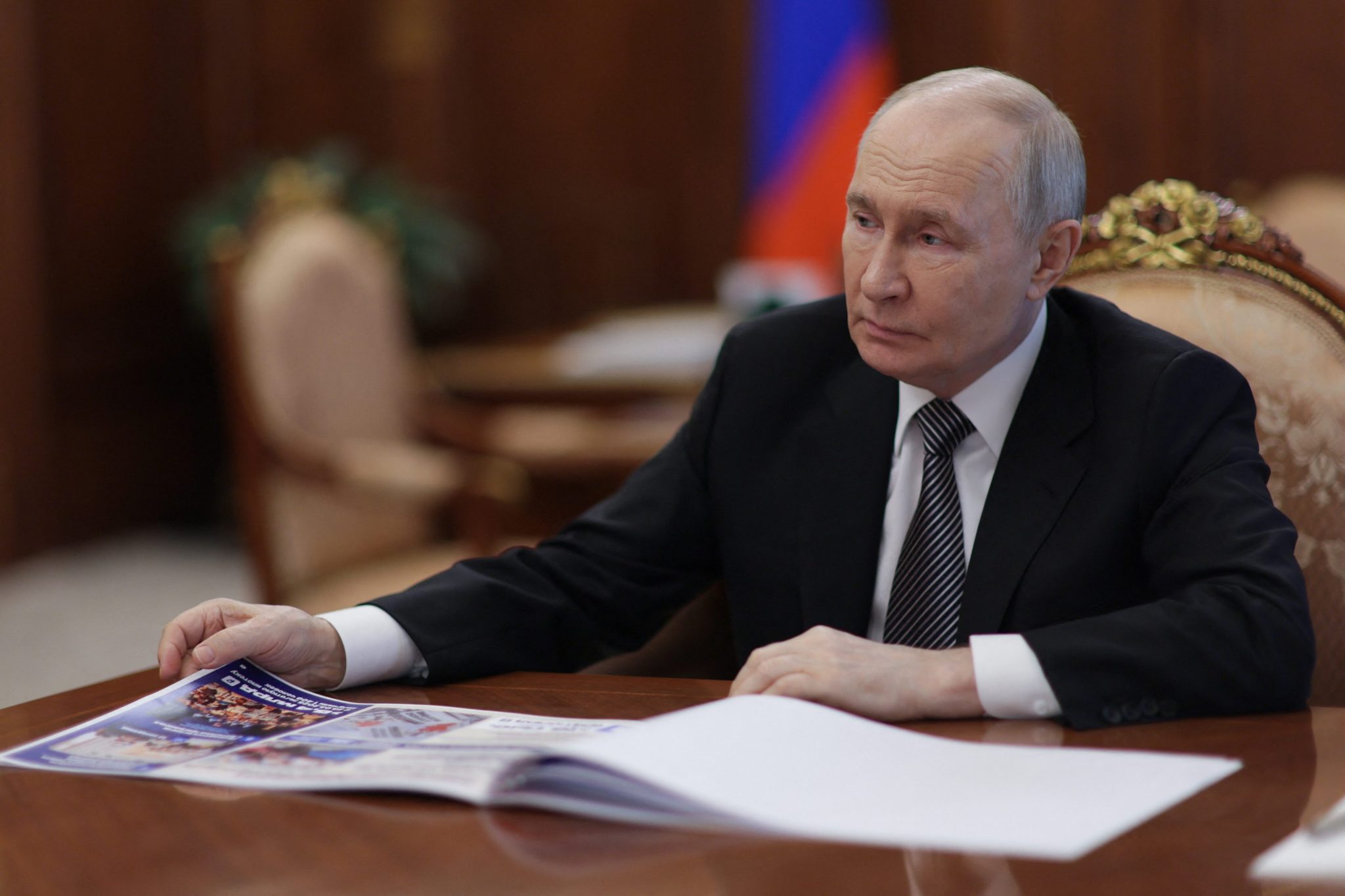 Putin empurra Rússia para “abismo econômico, político e militar”, diz think tank