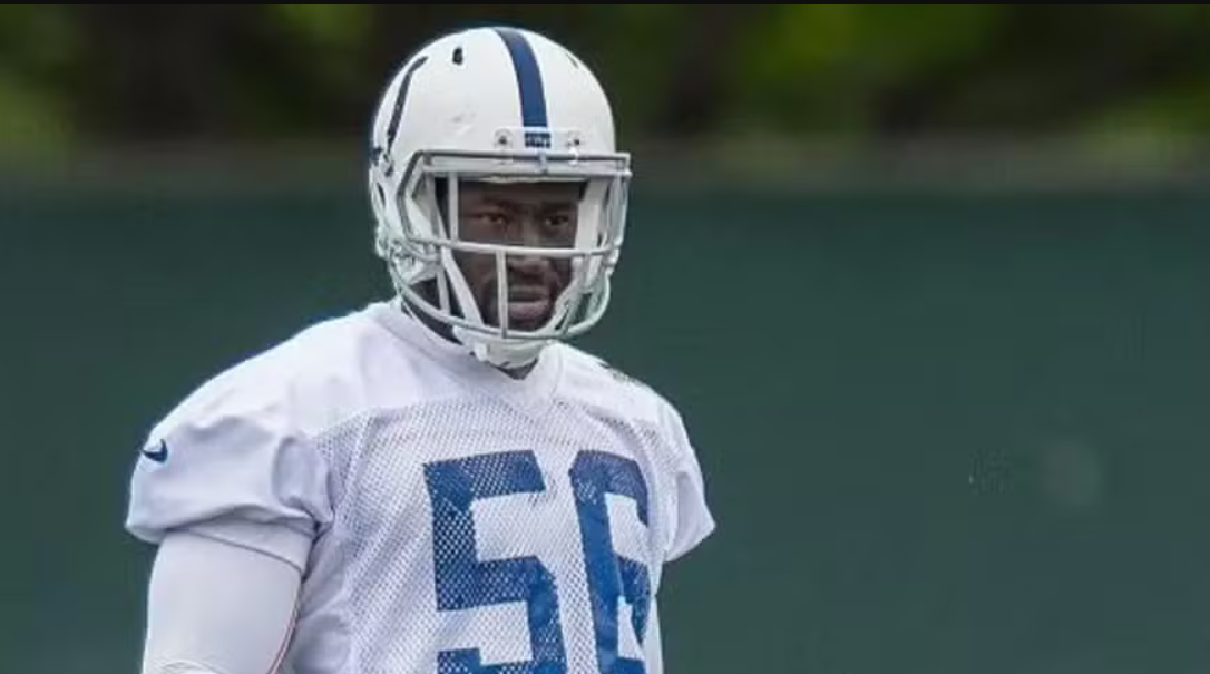 Ex-jogador da NFL é deportado dos EUA após série de prisões