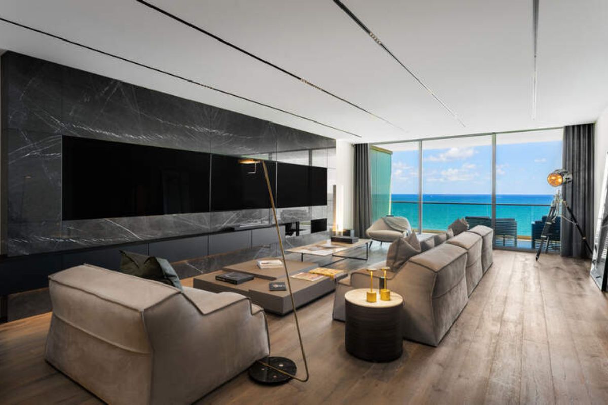 Kaká compra apartamento em Miami avaliado em quase R$ 45 milhões; veja fotos