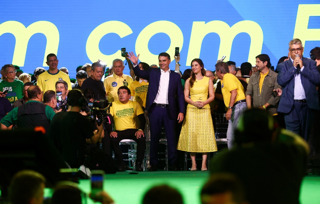 Flávio abre campanha com eleitorado consolidado, mas palanques ainda fragmentados