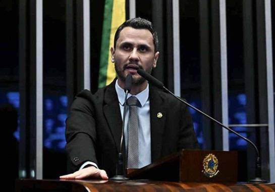 O que pesou para o Republicanos desistir do veto à candidatura de Cleitinho